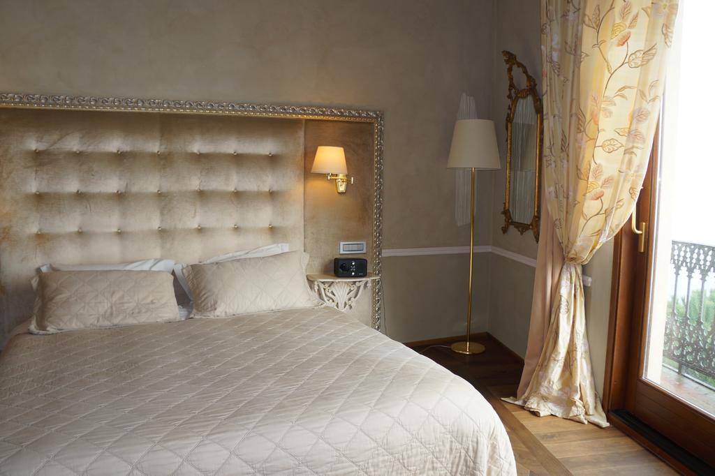 Palazzo Carletti Bed & Breakfast Montepulciano Exterior photo